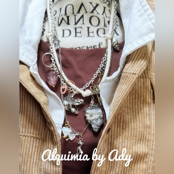 Vintage eclectic multi charms necklace - Picture 1 of 8